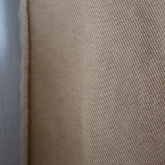 COPY - Eddie Bauer khaki pants classic fit 35x32 - Picture 4 of 11